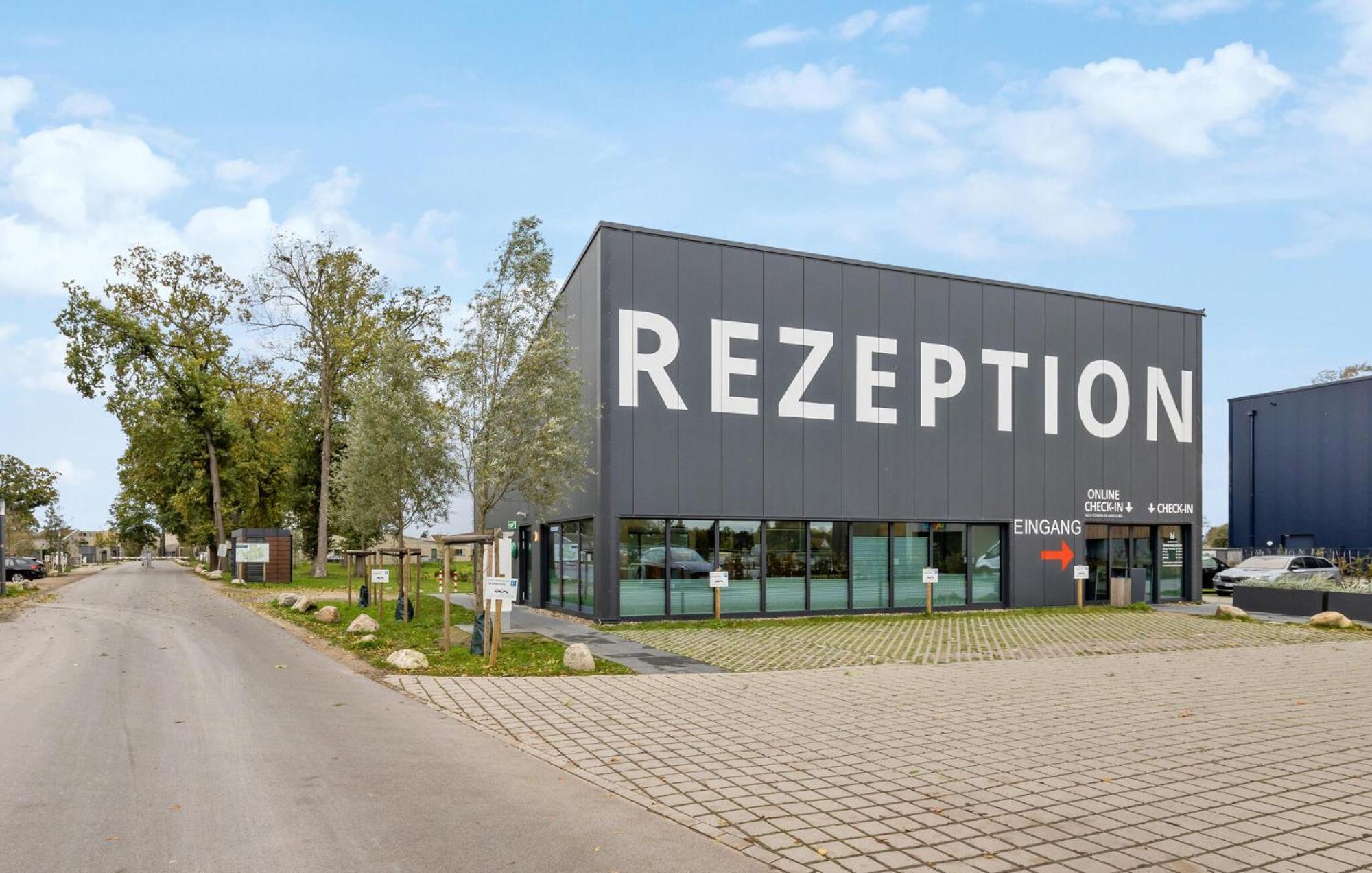 3 Bedroom Awesome Home In Lembruch-Duemmer See Экстерьер фото