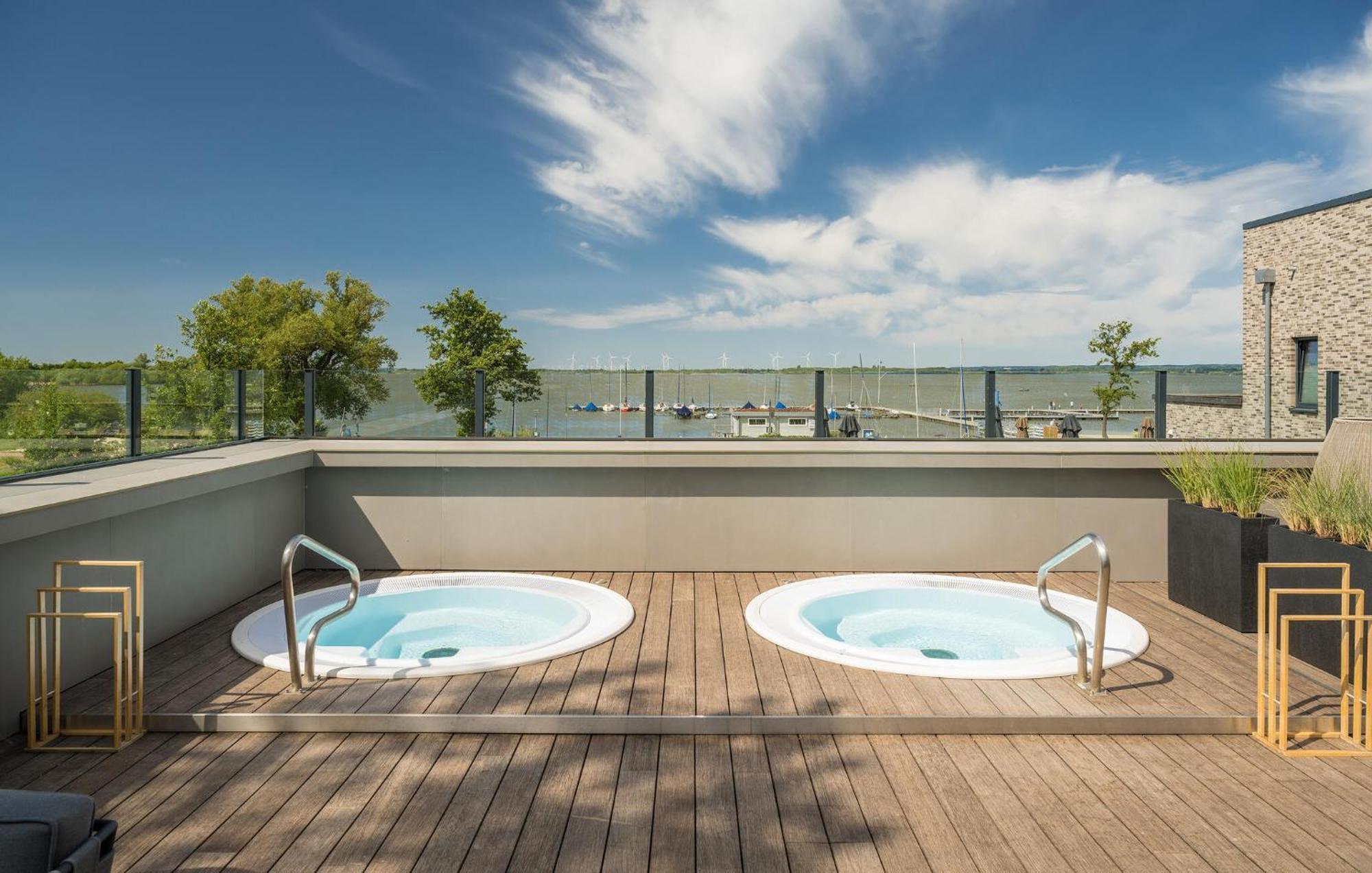 3 Bedroom Awesome Home In Lembruch-Duemmer See Экстерьер фото